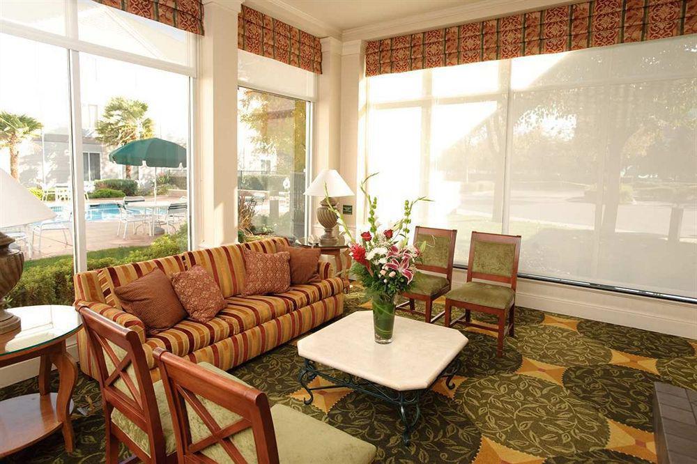 Hilton Garden Inn Sacramento/South Natomas Rom bilde